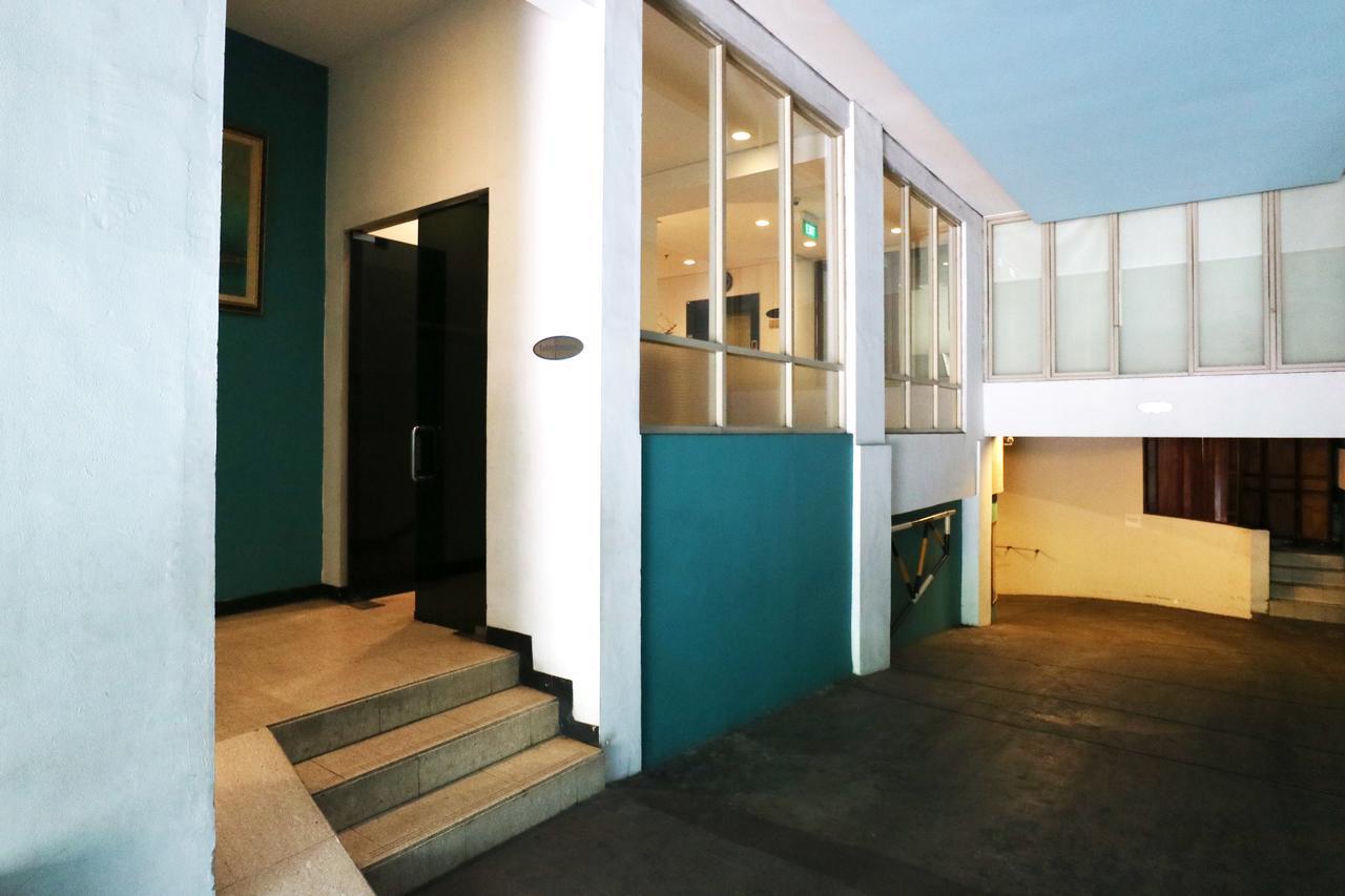 Hotel Blue Pacific ジャカルタ エクステリア 写真
